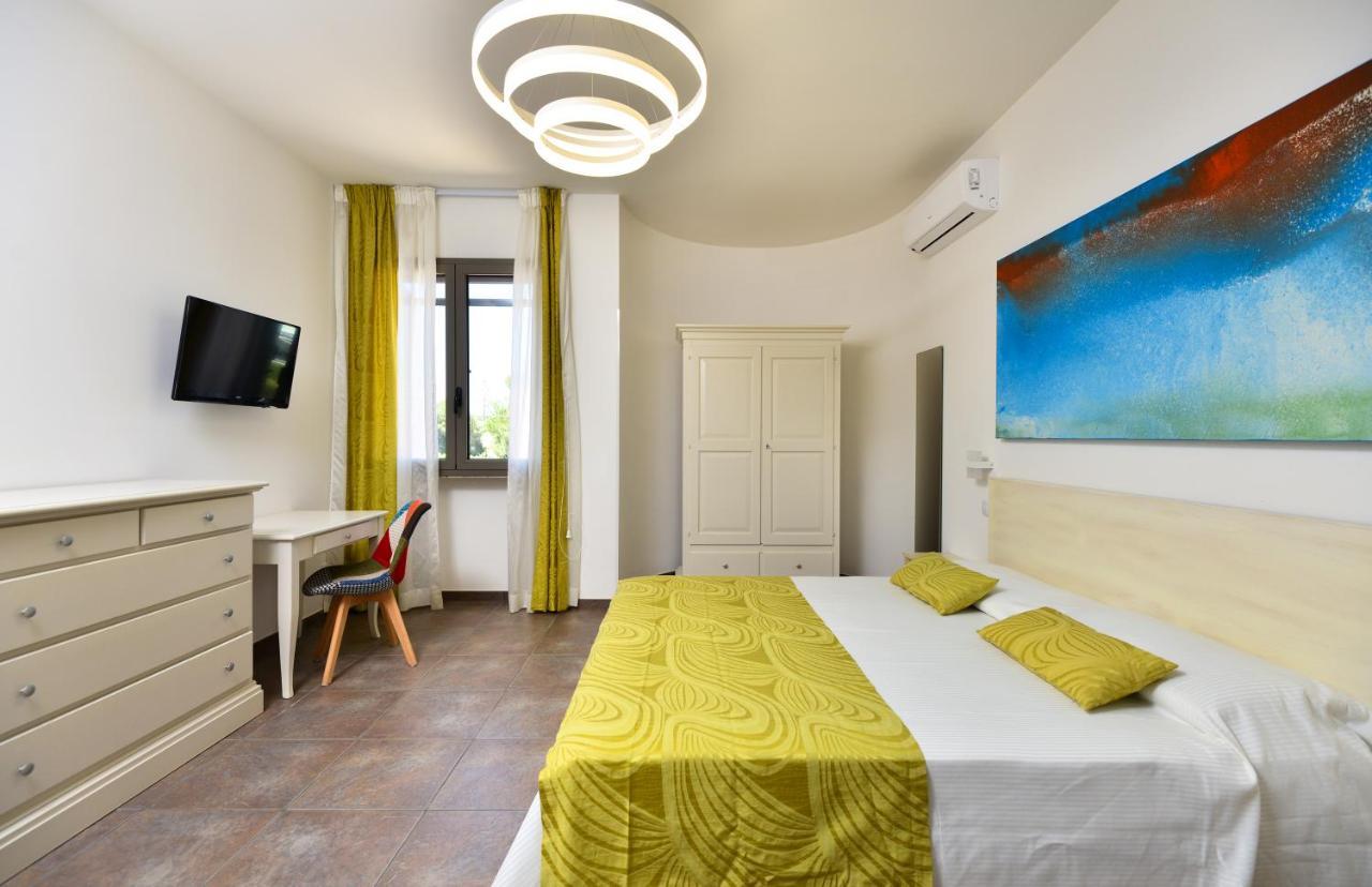 Damavi Suite 2 Torre dell'Orso Luaran gambar