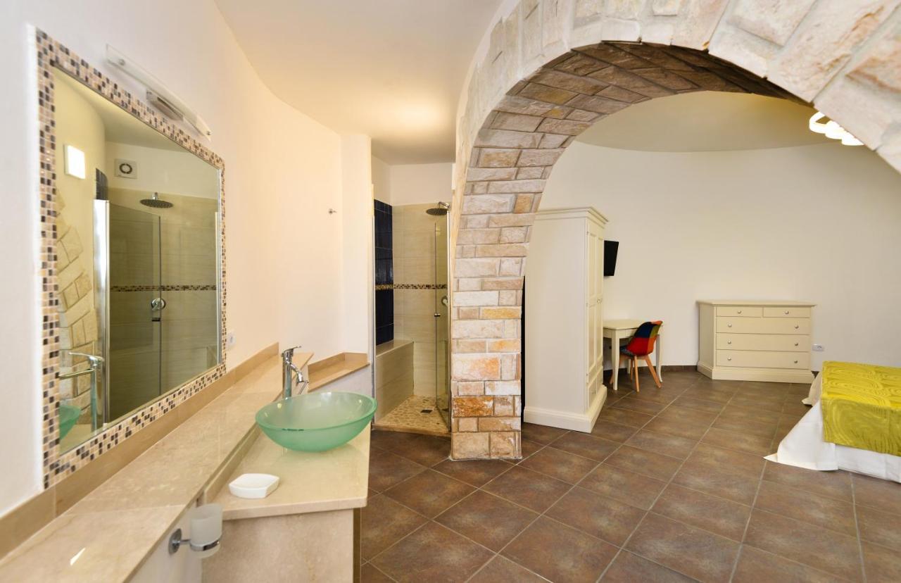 Damavi Suite 2 Torre dell'Orso Luaran gambar