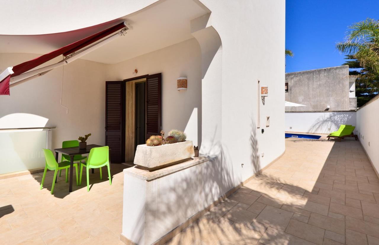 Damavi Suite 2 Torre dell'Orso Luaran gambar