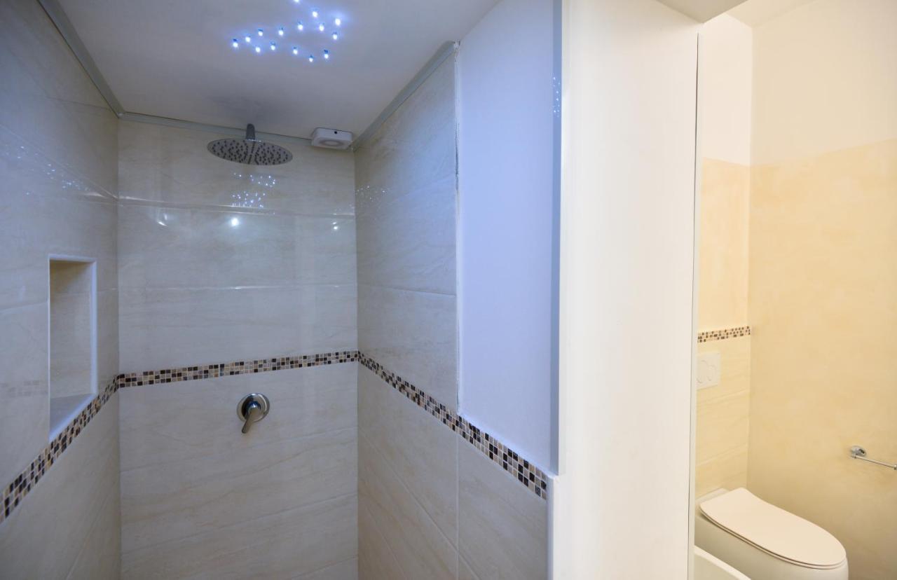 Damavi Suite 2 Torre dell'Orso Luaran gambar
