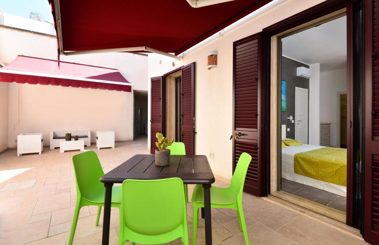 Damavi Suite 2 Torre dell'Orso Luaran gambar