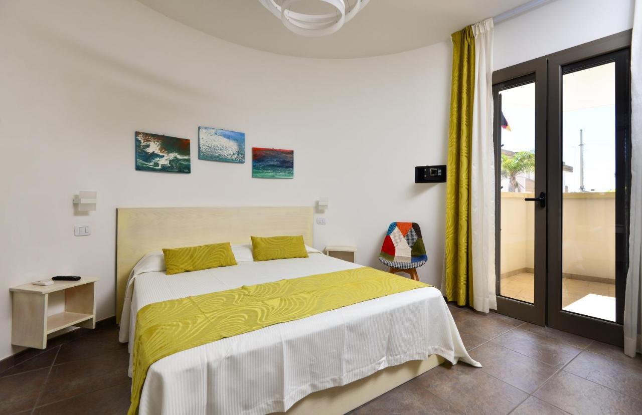 Damavi Suite 2 Torre dell'Orso Luaran gambar