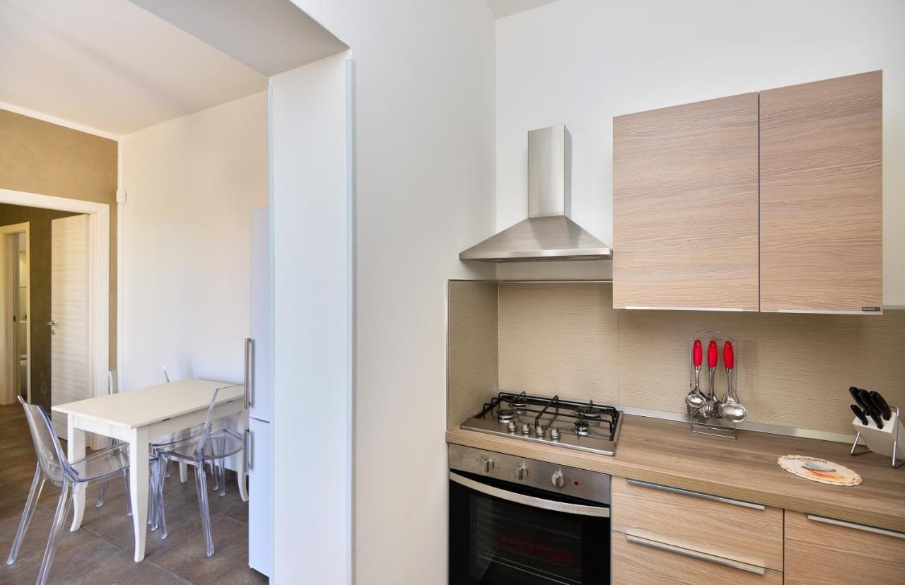 Damavi Suite 2 Torre dell'Orso Luaran gambar