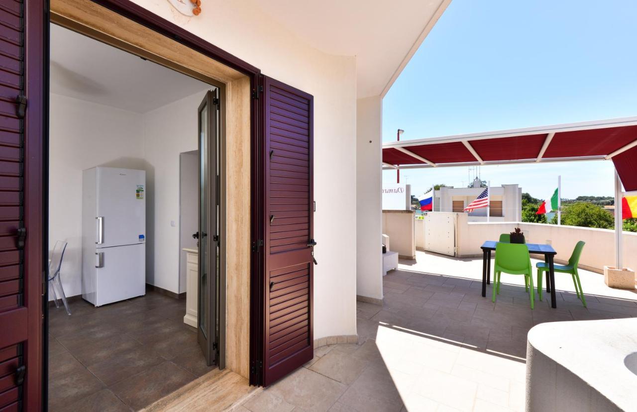 Damavi Suite 2 Torre dell'Orso Luaran gambar