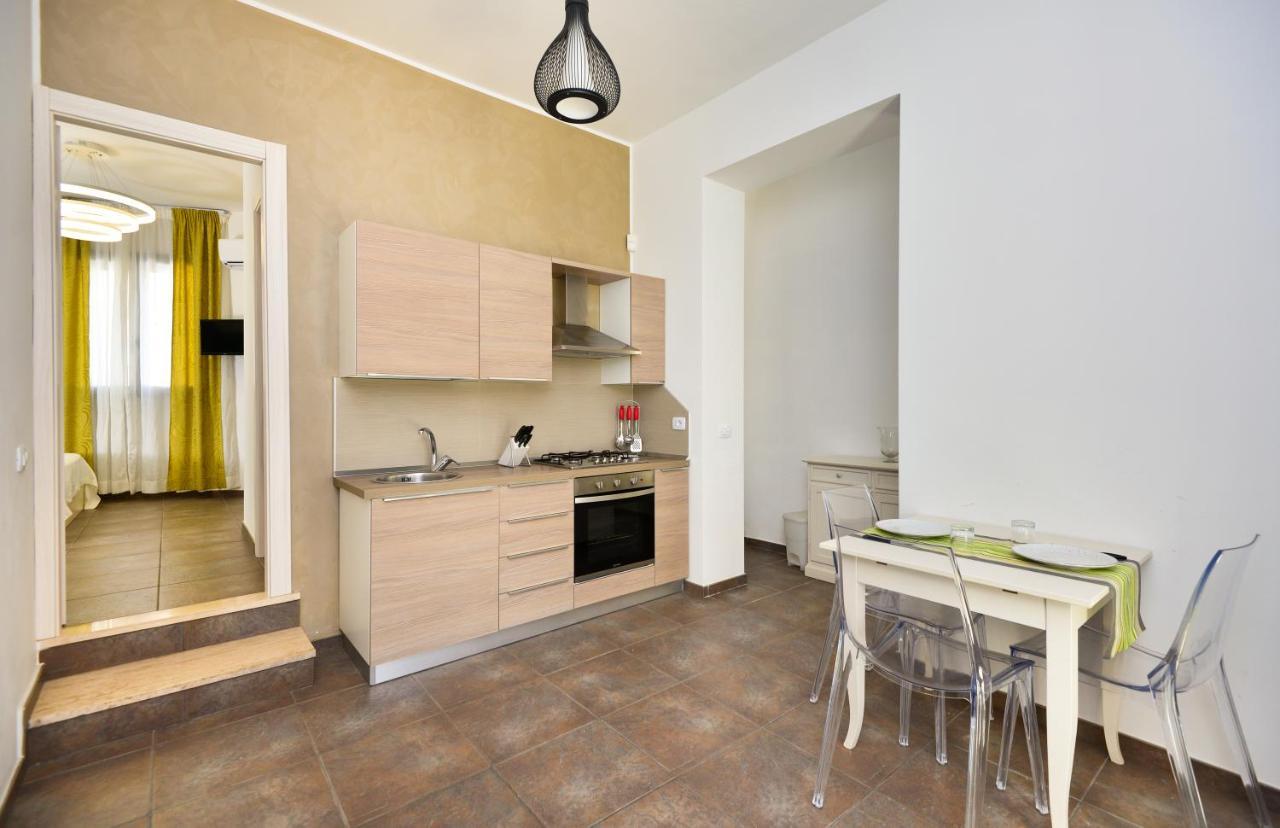 Damavi Suite 2 Torre dell'Orso Luaran gambar