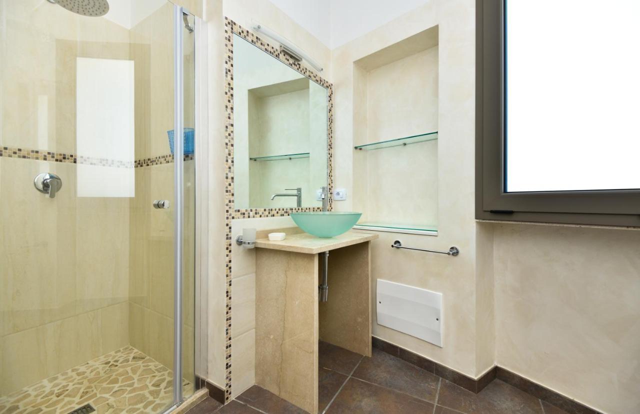 Damavi Suite 2 Torre dell'Orso Luaran gambar