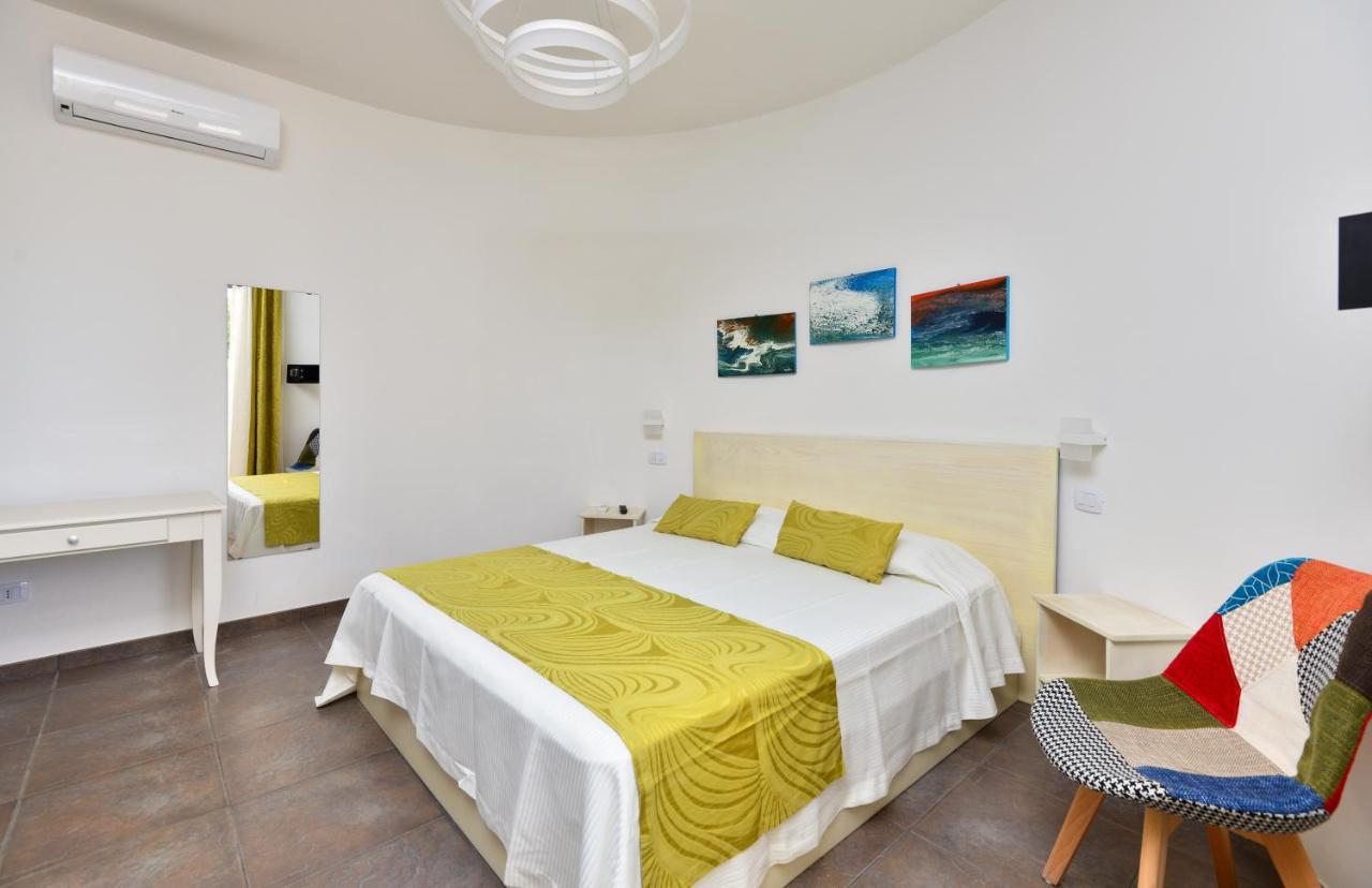 Damavi Suite 2 Torre dell'Orso Luaran gambar