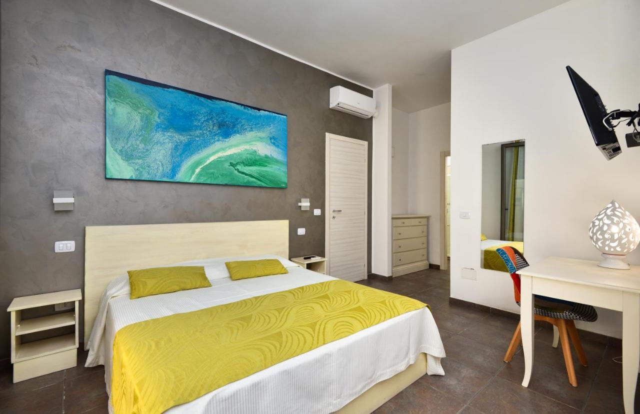 Damavi Suite 2 Torre dell'Orso Luaran gambar