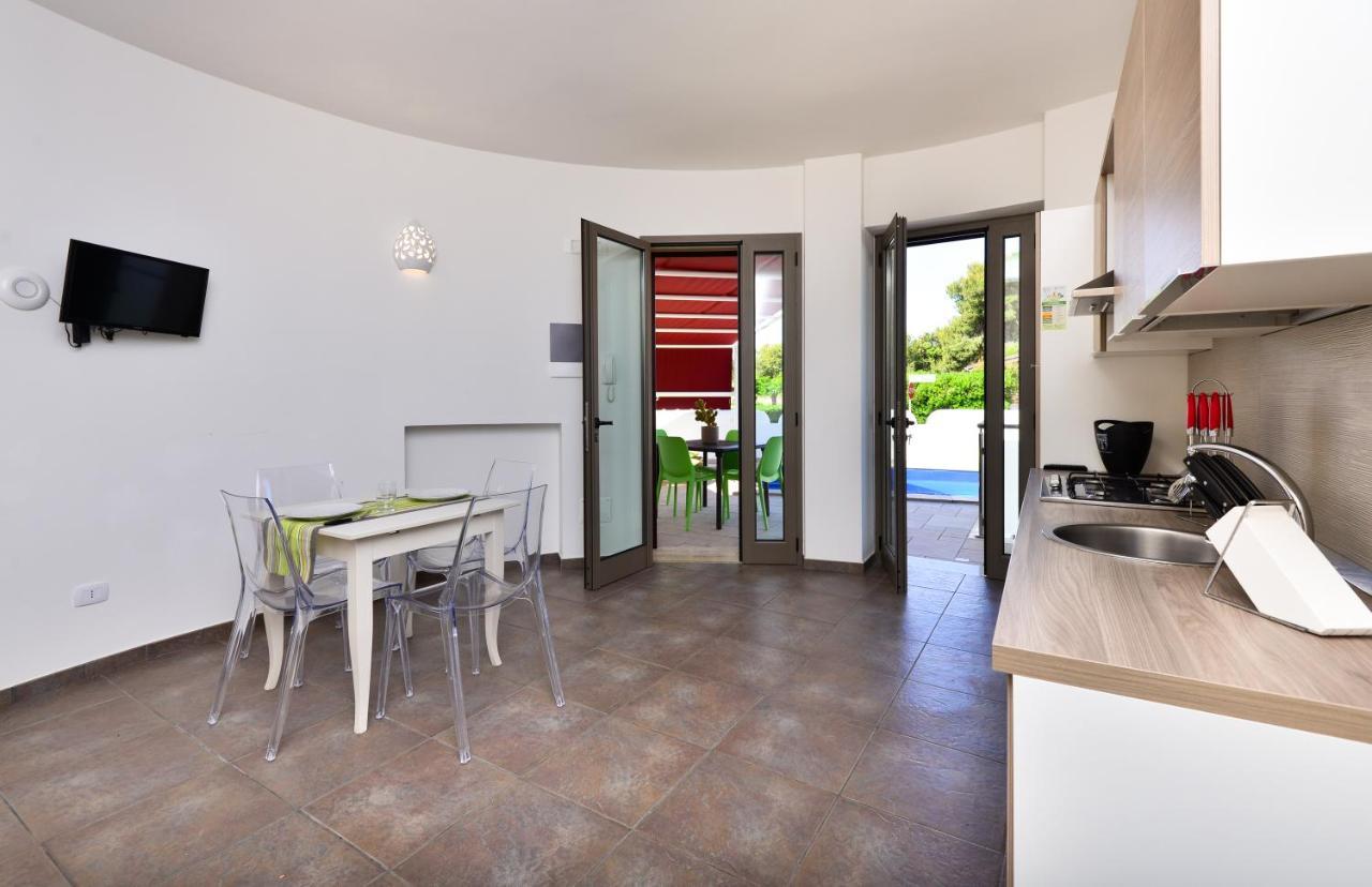 Damavi Suite 2 Torre dell'Orso Luaran gambar